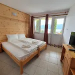 еделвайс Guest house 4*
