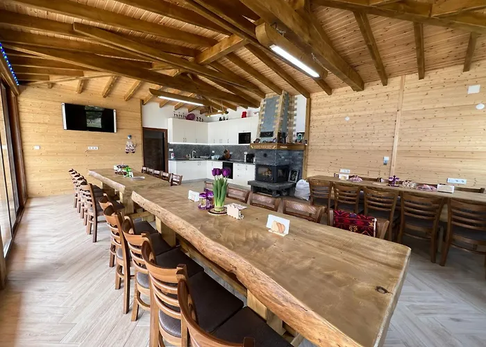 ゲストハウス еделвайс サルニトゥサ