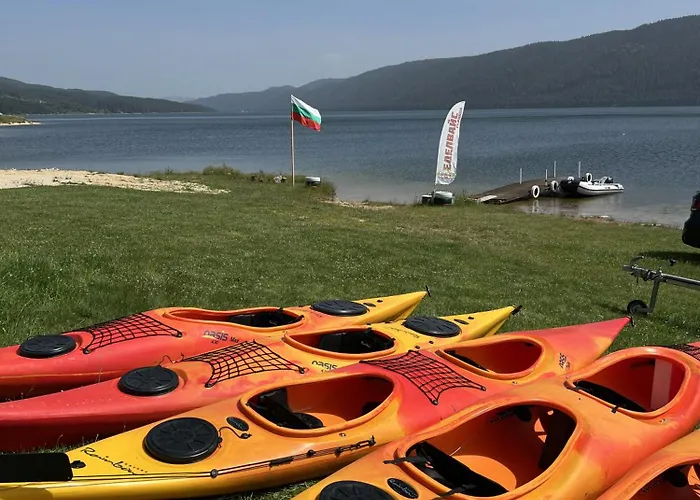 ゲストハウス еделвайс 3*