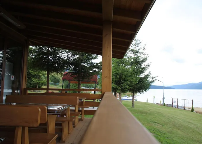 еделвайс ゲストハウス サルニトゥサ