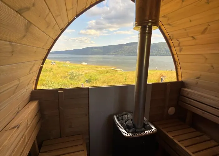 ゲストハウス еделвайс